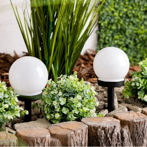 SETT MED 6 STK LED SOLENERGI HAGELAMPER WHITE BALL